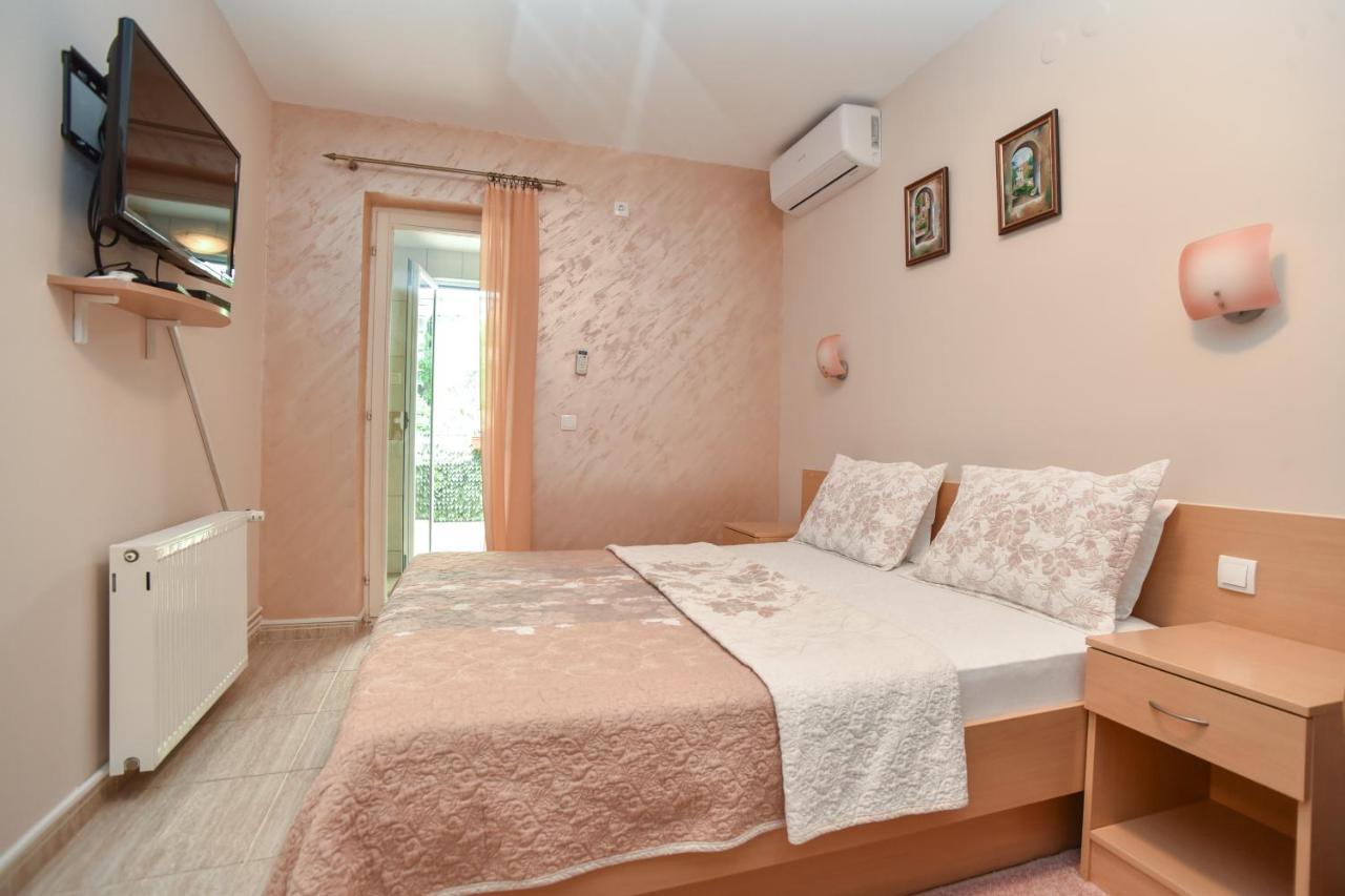 And Drago Affittacamere Sveti Stefan
