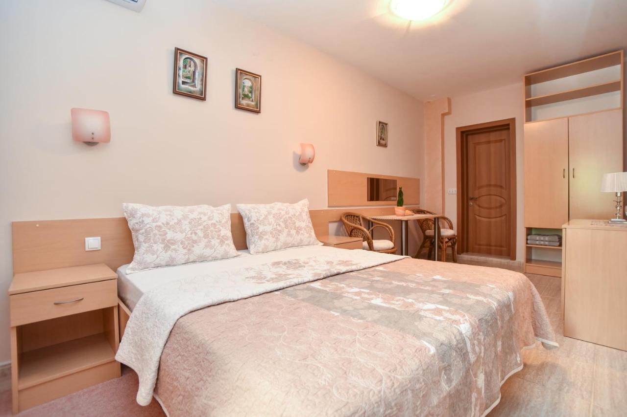 Affittacamere And Drago Sveti Stefan